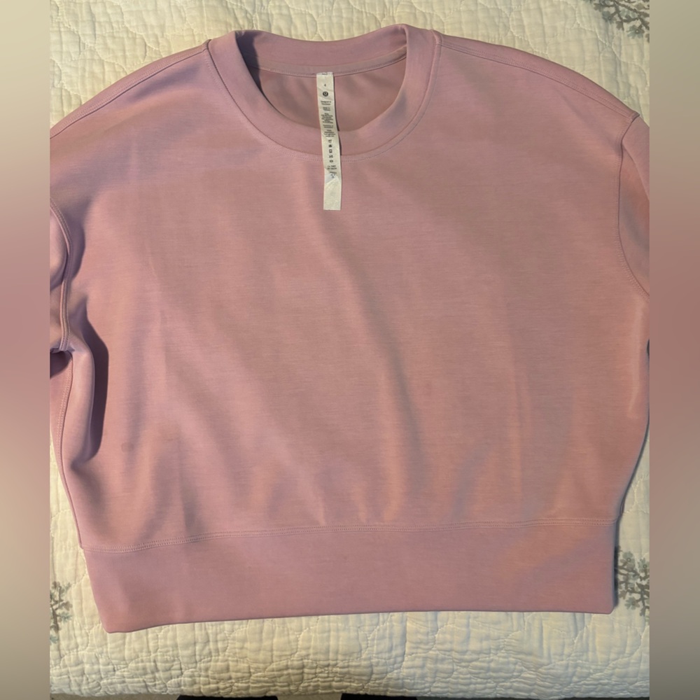 Lululemon softstream pink perfectly cropped crewneck
